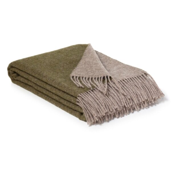 Wool Throw Moss in green | MoST