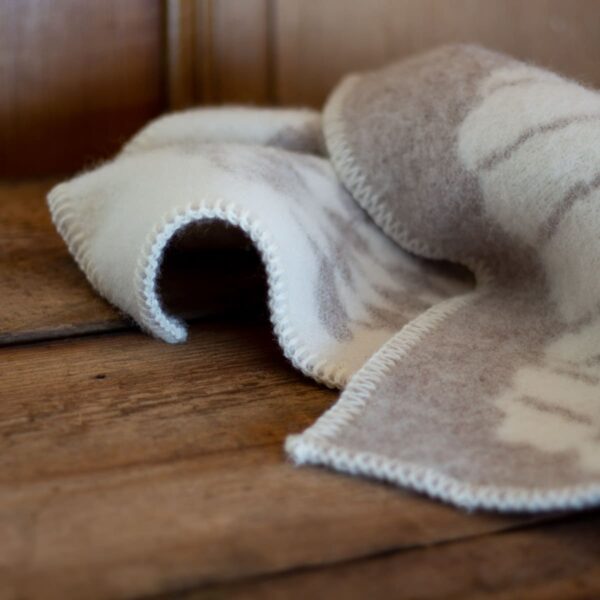Wool blanket for children in beige | MoST