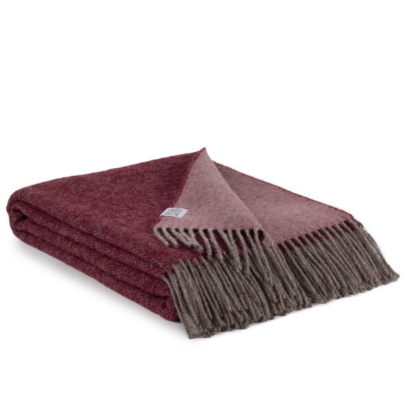 Reversible wool throw Double Sweet in red and pink | MoST