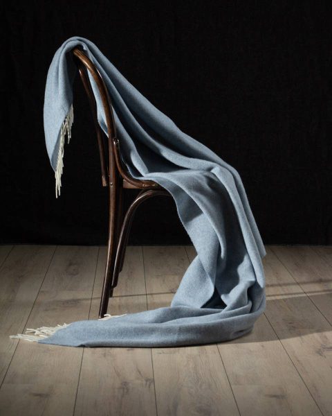 Merino/cashmere Throw Blanket MILANO – blue
