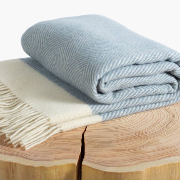 Wool throw blanket FLORENCE – light blue
