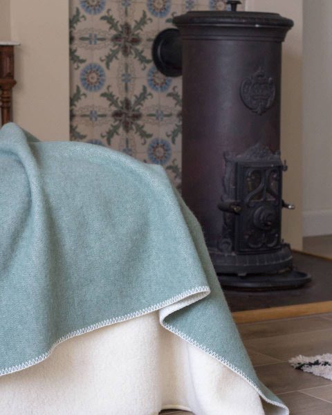 Wool bed blanket COOL MINT – single